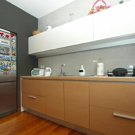 Holiday home Mit Privatpool Fuer 8 Personen Ca 150 Qm In Pula-fondole, Istrien Istrische Riviera