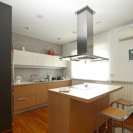 Mit Privatpool Fuer 8 Personen Ca 150 Qm In Pula-fondole, Istrien Istrische Riviera Holiday home