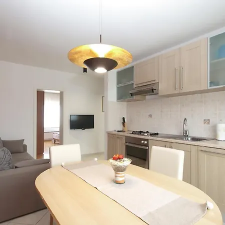 Mit Privatpool Fuer 8 Personen Ca 150 Qm In Pula-fondole, Istrien Istrische Riviera