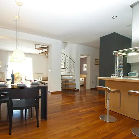 Holiday home Mit Privatpool Fuer 8 Personen Ca 150 Qm In Pula-fondole, Istrien Istrische Riviera *