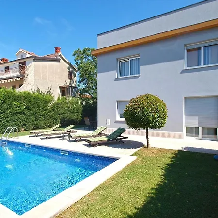 Mit Privatpool Fuer 8 Personen Ca 150 Qm In Pula-fondole, Istrien Istrische Riviera